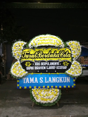 Papan Bunga Duka di Jambenenggang